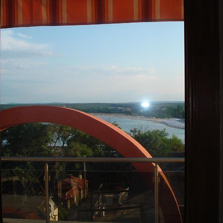 Apart Hotel Primavera 2 Πριμόρσκο Δωμάτιο φωτογραφία